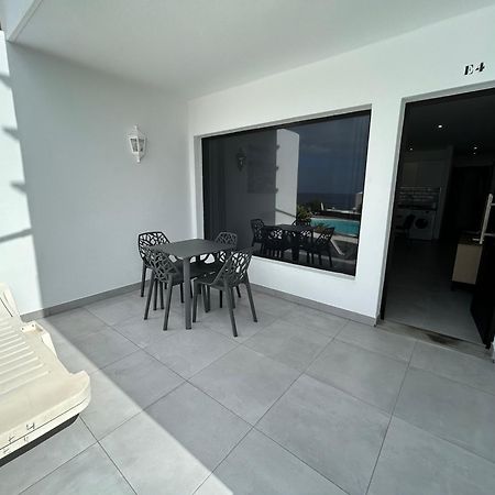 Stunning 2 Bedroom Seafront Apartment Puerto del Carmen  Ngoại thất bức ảnh